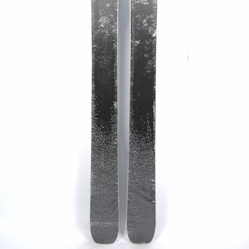 Atomic Maverick 86 C Skis (176cm) - The Gear Room