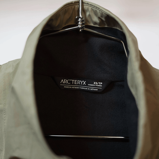 Arc'Teryx Solano Jacket - Women's (XS) - The Gear Room
