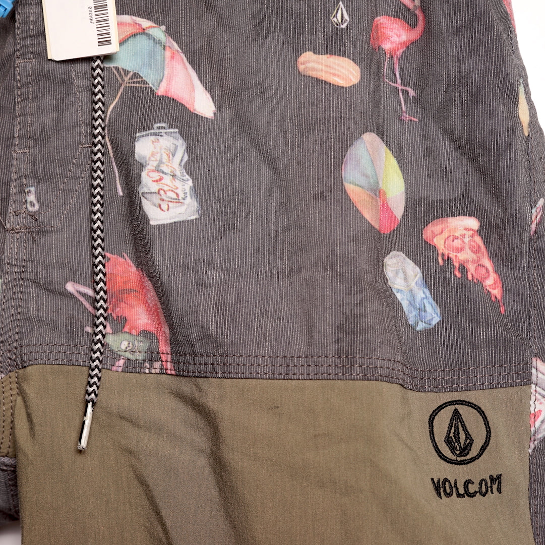 Volcom Club Destroy Slingr 16" Boardshorts - Men's (32)