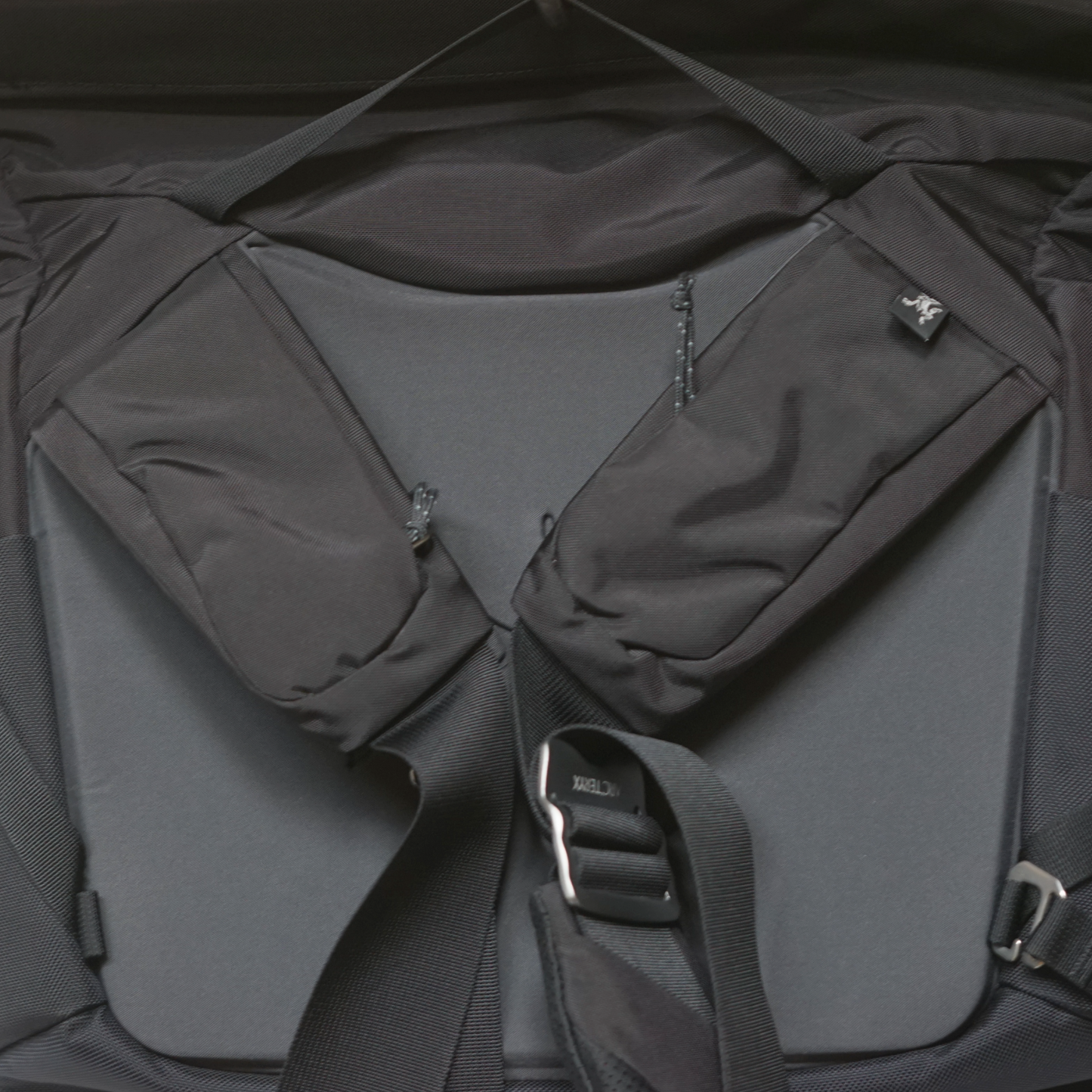 Arc'teryx Mistral 16L Shoulder Side Bag