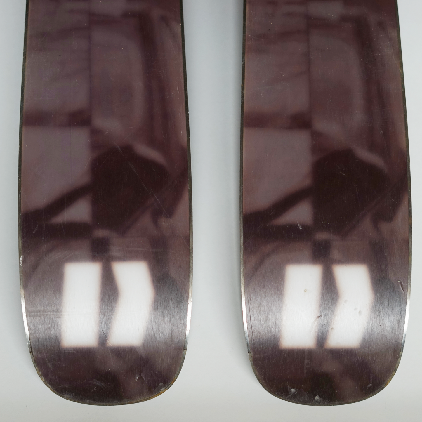 Armada ARV 84 Skis w/ Tyrolia AM 12 Bindings