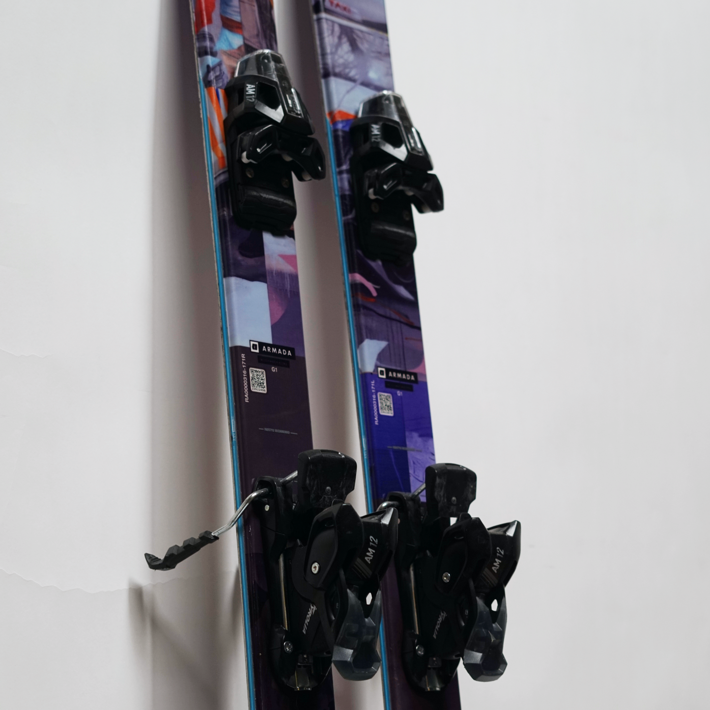 Armada ARV 84 Skis w/ Tyrolia AM 12 Bindings