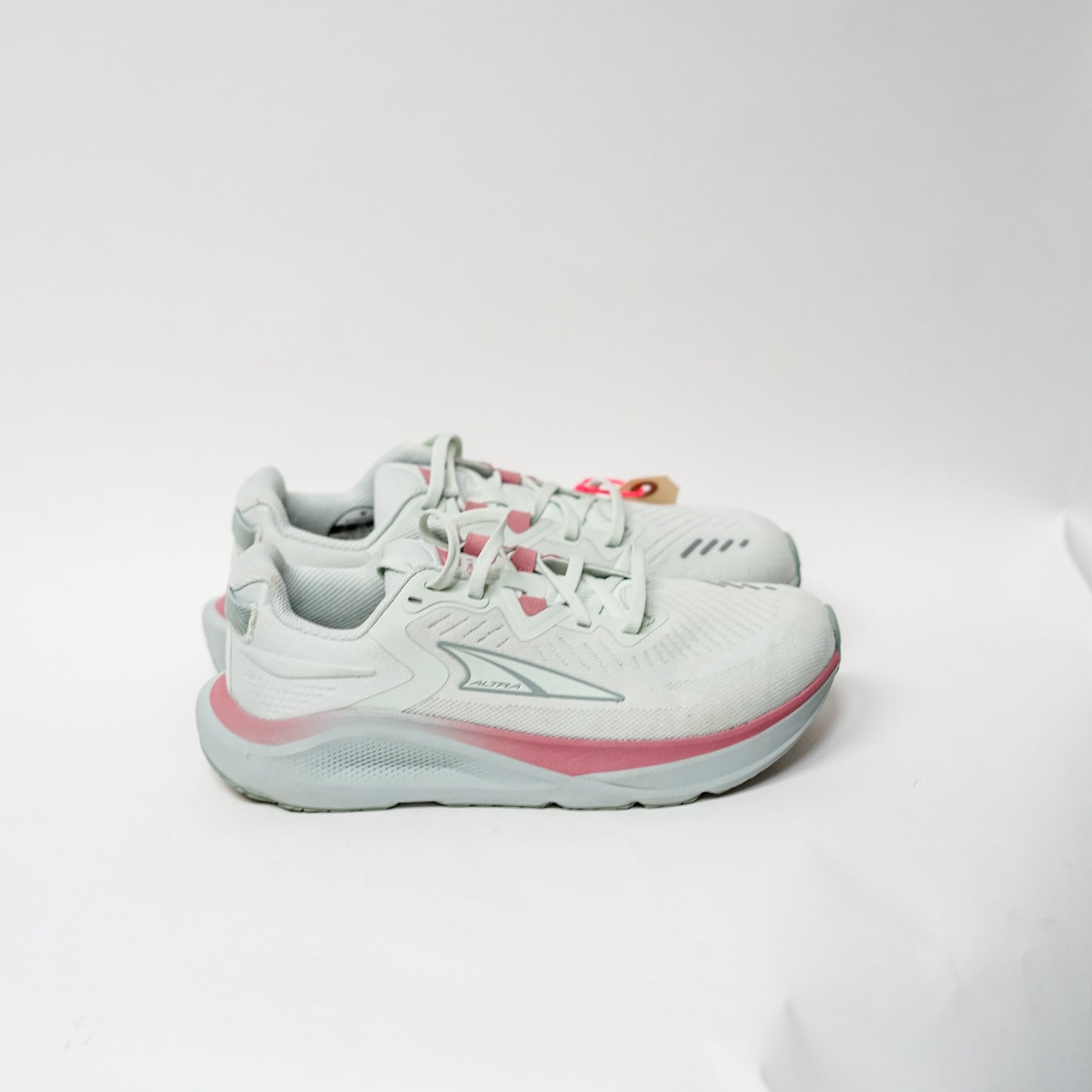 Altra Paradigm 8 W