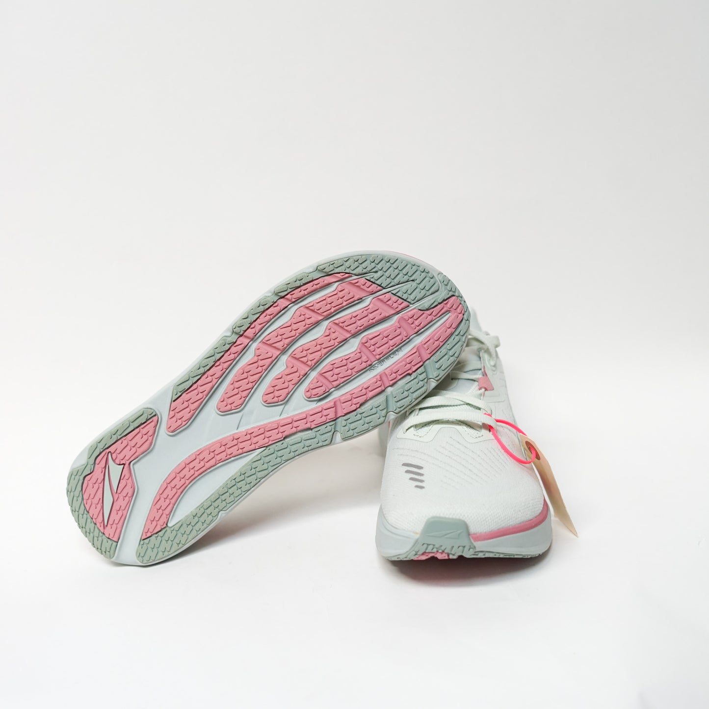 Altra Paradigm 8 W