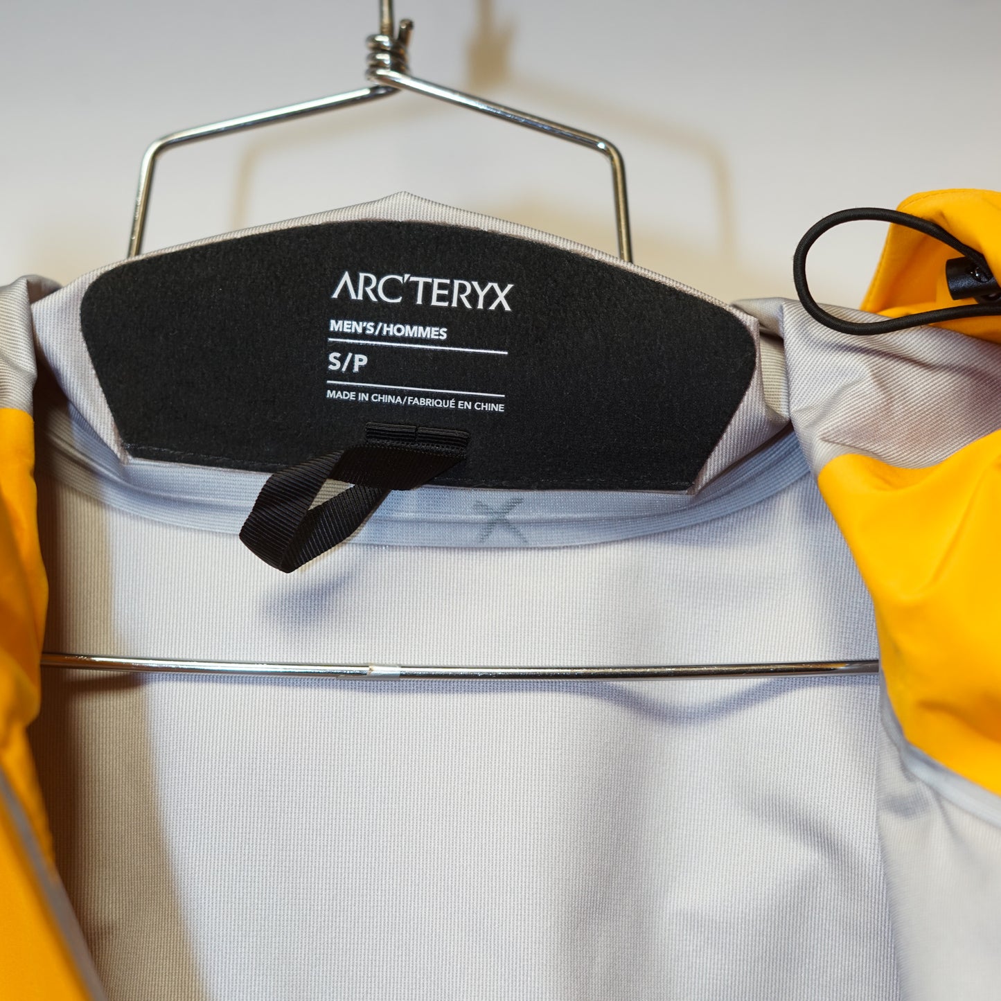 Arcteryx Gore-Tex Jacket - Men's (S)