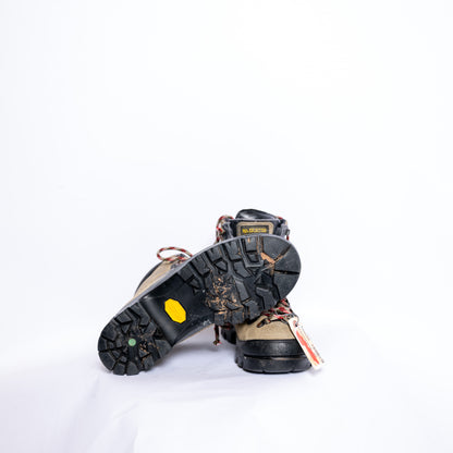 La Sportiva Walking On the Moon Boot - (41.5)