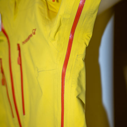 Norrona Lofoten Shell - Women's (S)