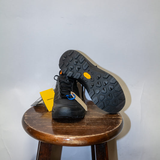 Arcteryx Vertex Alpine - Women's (5.5)