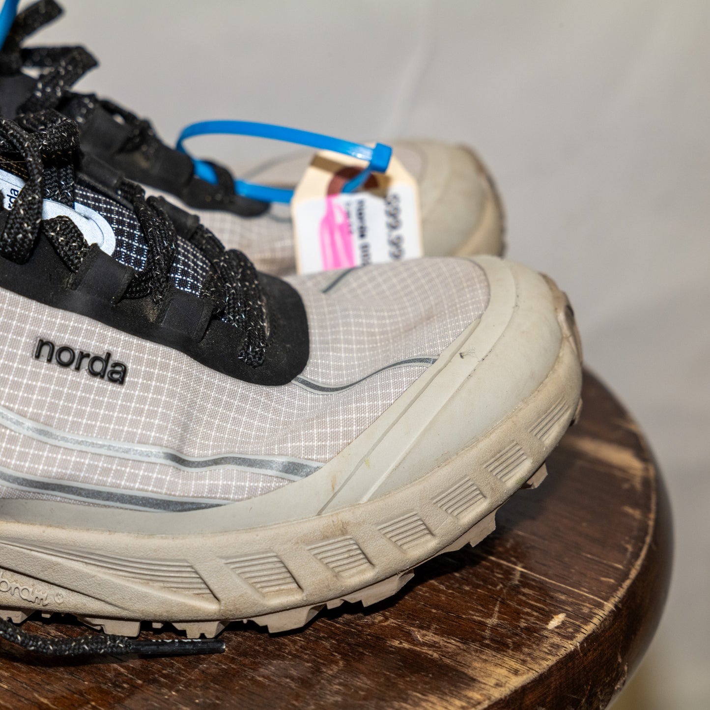 Norda 002 - Women's (6.5)