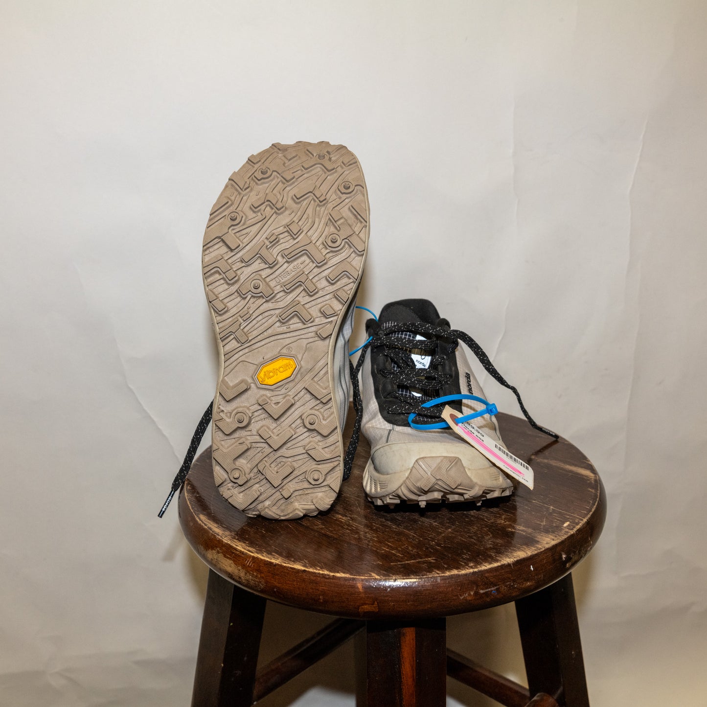 Norda 002 - Women's (6.5)