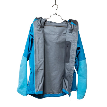 Norrona Trollveggen Shell - Women's (M)