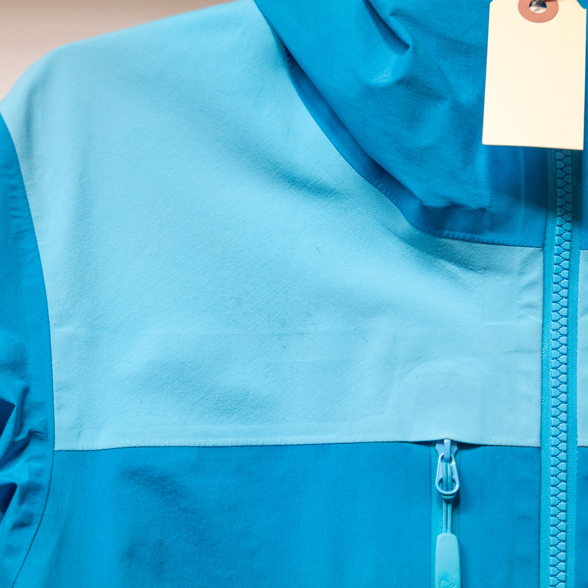 Norrona Trollveggen Shell - Women's (M)