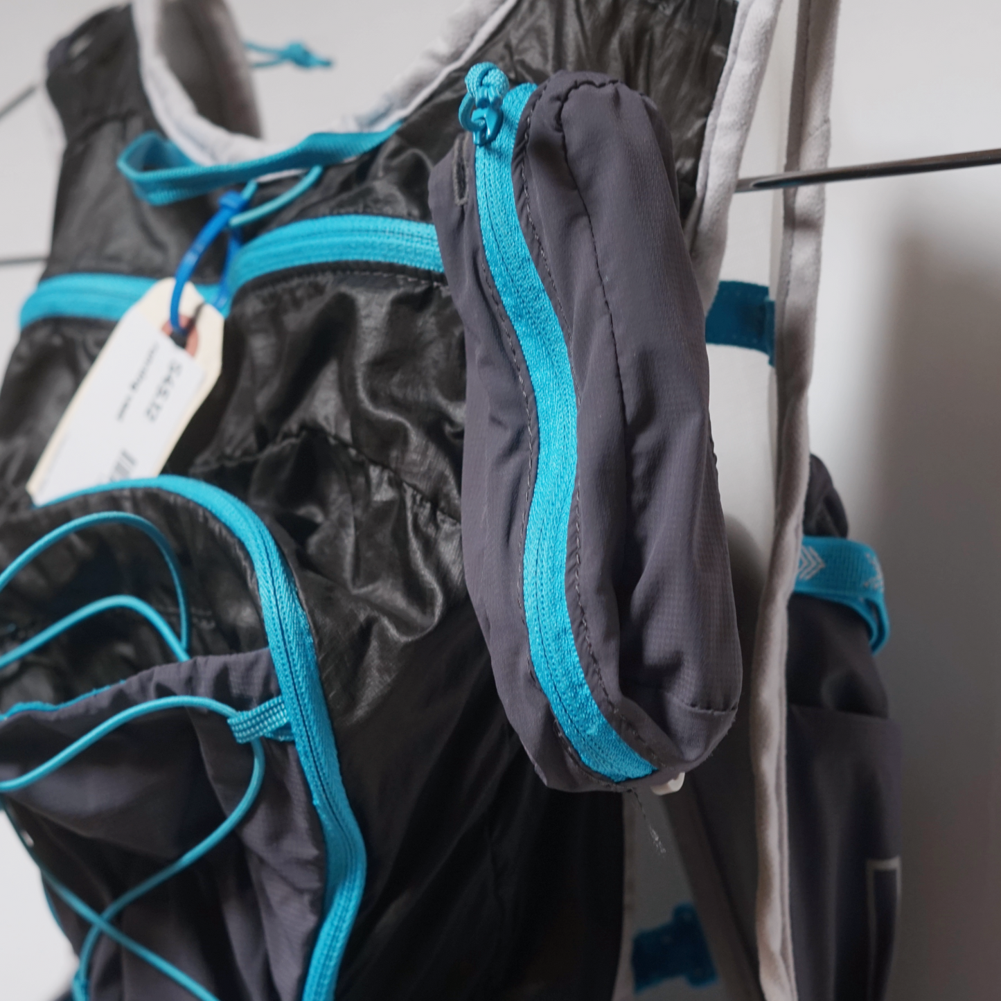 Ultimate Direction Adventure Running Vest (No Flasks) - Unisex (S)