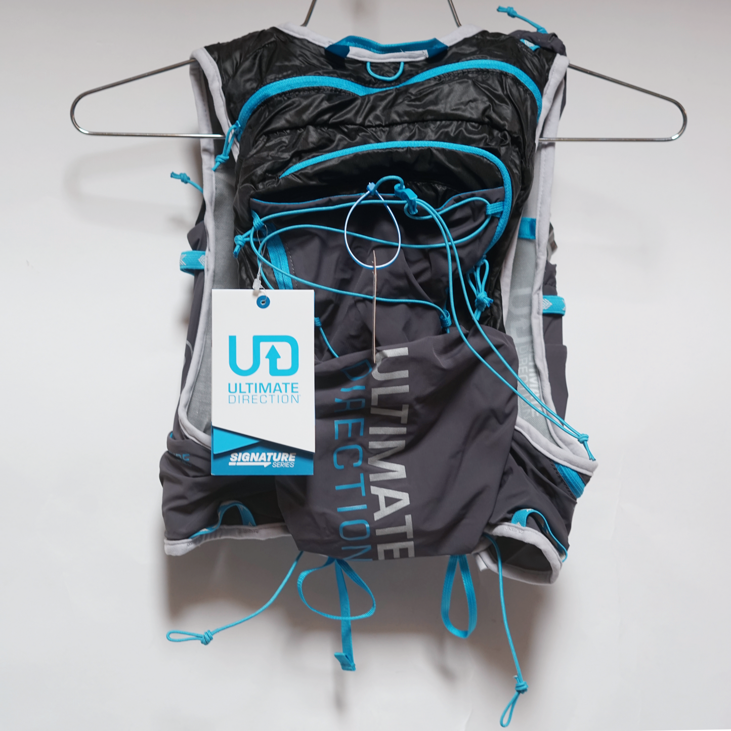 Ultimate Directional Adventure Vest 5 (Brand New) - Unisex (S)
