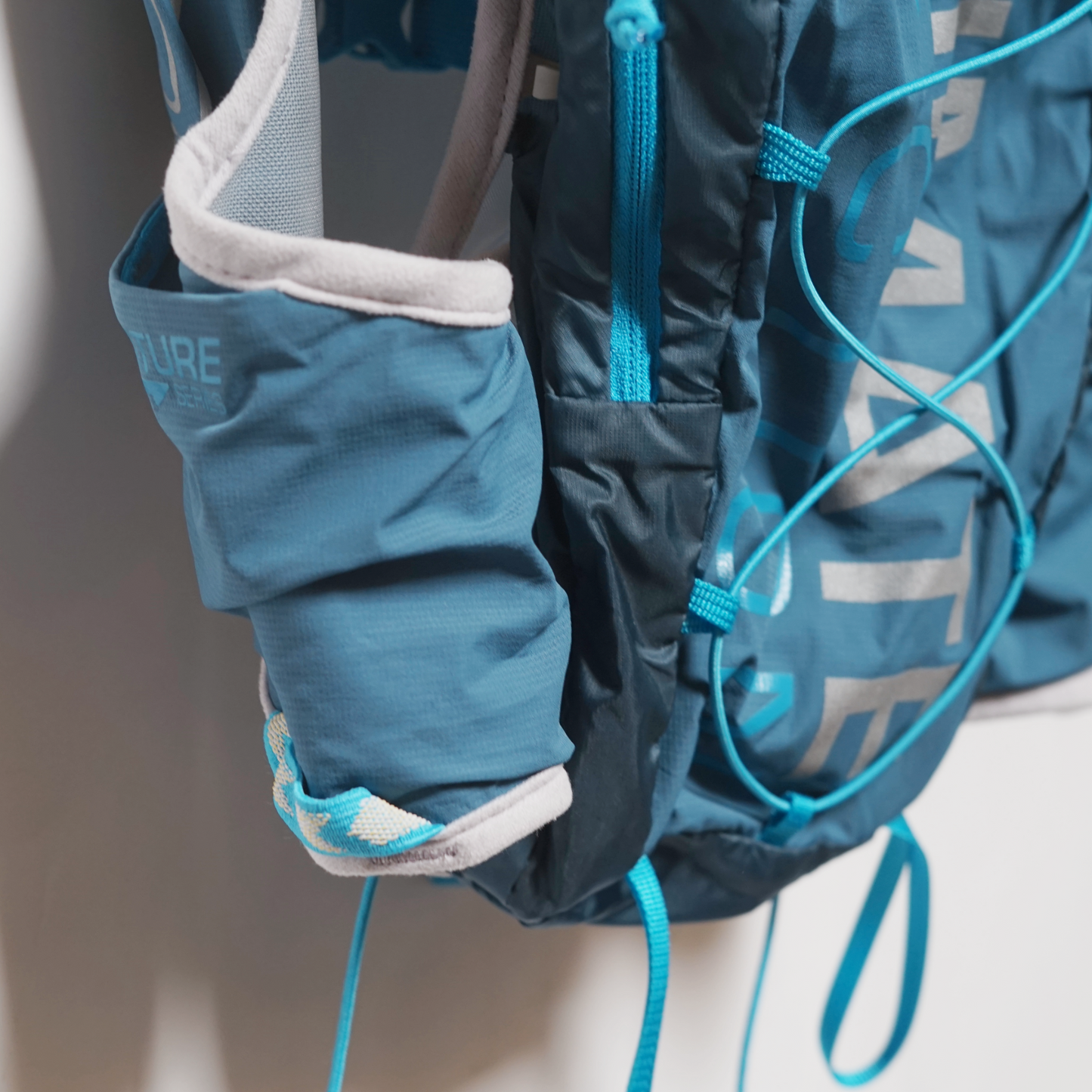 Ultimate Directional Mountain Running Vest (No Flasks) - Unisex (S)