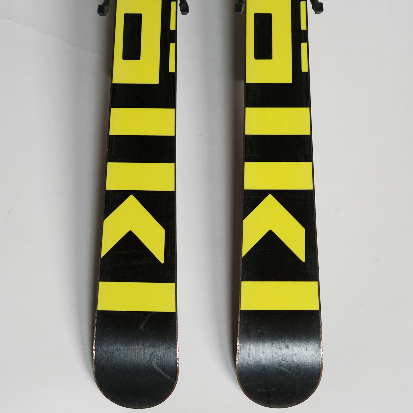 Volkl Revolt Jr Skis w/ Atomic C5 Bindings